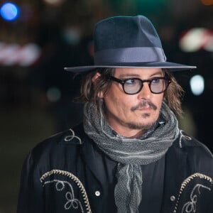 Johnny Depp arrive sur la Via della Conciliazione pour la 16ème édition du festival du film de Rome le 17 octobre 2021. 