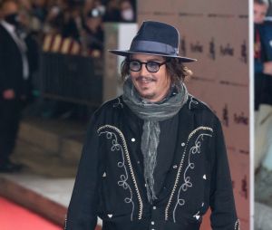 Johnny Depp arrive sur la Via della Conciliazione pour la 16ème édition du festival du film de Rome le 17 octobre 2021. 