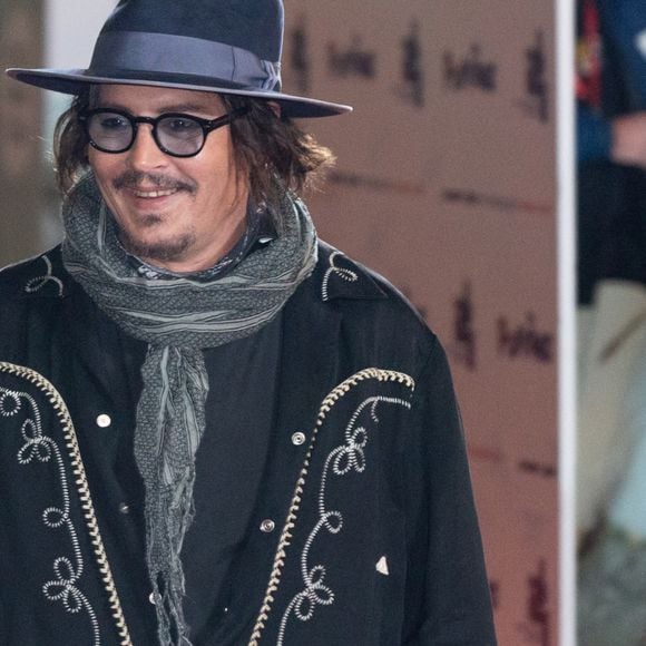 Johnny Depp arrive sur la Via della Conciliazione pour la 16ème édition du festival du film de Rome le 17 octobre 2021. 