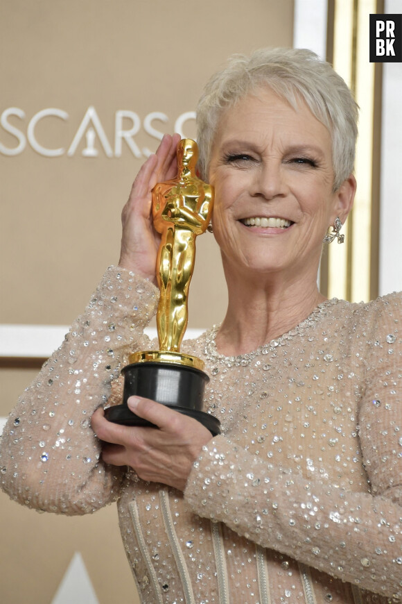 Jamie Lee Curtis (Meilleur second rôle féminin) - Press room de la 95ème édition de la cérémonie des Oscars à Los Angeles. Le 12 mars 2023