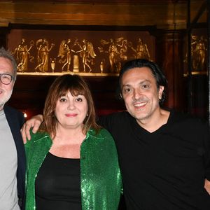 Exclusif - Laurent Ruquier, Michèle Bernier et Olivier Sitruk - 100ème de la pièce "Je préfère qu'on reste ensemble" au Théâtre des Variétés à Paris le 12 janvier 2023. © Coadic Guirec/Bestimage