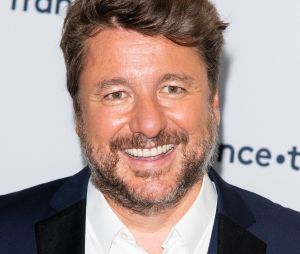 Info - L'animateur Bruno Guillon et sa famille menacés et séquestrés par quatre individus - Bruno Guillon lors du photocall dans le cadre de la conférence de presse de France Télévisions au Pavillon Gabriel à Paris, France, le 24 août 2021. © Pierre Perusseau/Bestimage  Celebs during the photocall as part of France Television's press conference at Pavillon Gabriel in Paris, France, on August 24, 2021. 