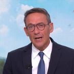 "Me*de, ce n'est pas possible" : bugs, bourdes et incident en direct avec une invitée, l'émission de Julien Courbet vire à la cata dans Ça peut vous arriver