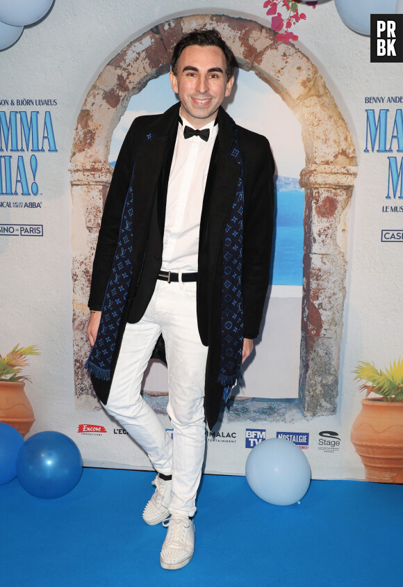 Jordan De Luxe - Soirée de gala pour la première de la comédie musicale "Mamma Mia ! Le Musical" au Casino de Paris le 26 octobre 2023. Déjà saluée par plus de 65 millions de spectateurs dans le monde, la comédie musicale culte «Mamma Mia !» est de retour au Casino de Paris, et ce jusqu'au 21 janvier prochain. © Coadic Guirec/Bestimage 