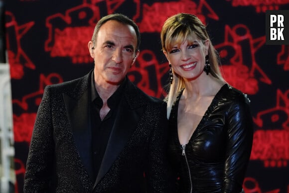 Nikos Aliagas et sa compagne Tina Grigoriou lors de la 23ème édition des NRJ Music Awards 2021 au Palais des Festivals de Cannes, le 20 novembre 2021.