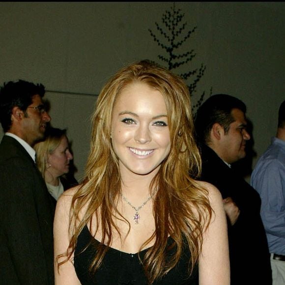 "LINDSAY LOHAN" 1ERE DU FILM "THE PERFECT SCORE" AU CINEMA DOME D' HOLLYWOOD "PLEIN PIED" FEMININ JEAN "The Perfect Score" Premiere, Cinerama Dome, Hollywood, Calif 1/27/04 Lindsay Lohan