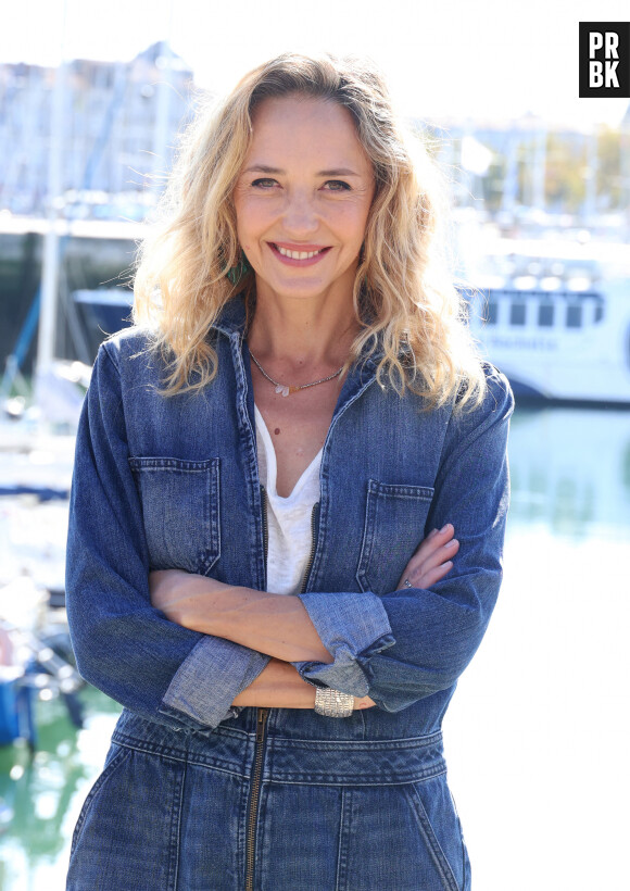 Helene de Fougerolles - Photocall de la série "Sam" lors de la 25ème édition du Festival de la Fiction de la Rochelle. Le 15 septembre 2023 © Denis Guignebourg / Bestimage