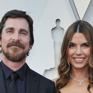 Christian Bale et sa femme Sibi Blazic lors du photocall des arrivées de la 91ème cérémonie des Oscars 2019 au théâtre Dolby à Hollywood, Los Angeles, Californie, Etats-Unis, le 24 février 2019.