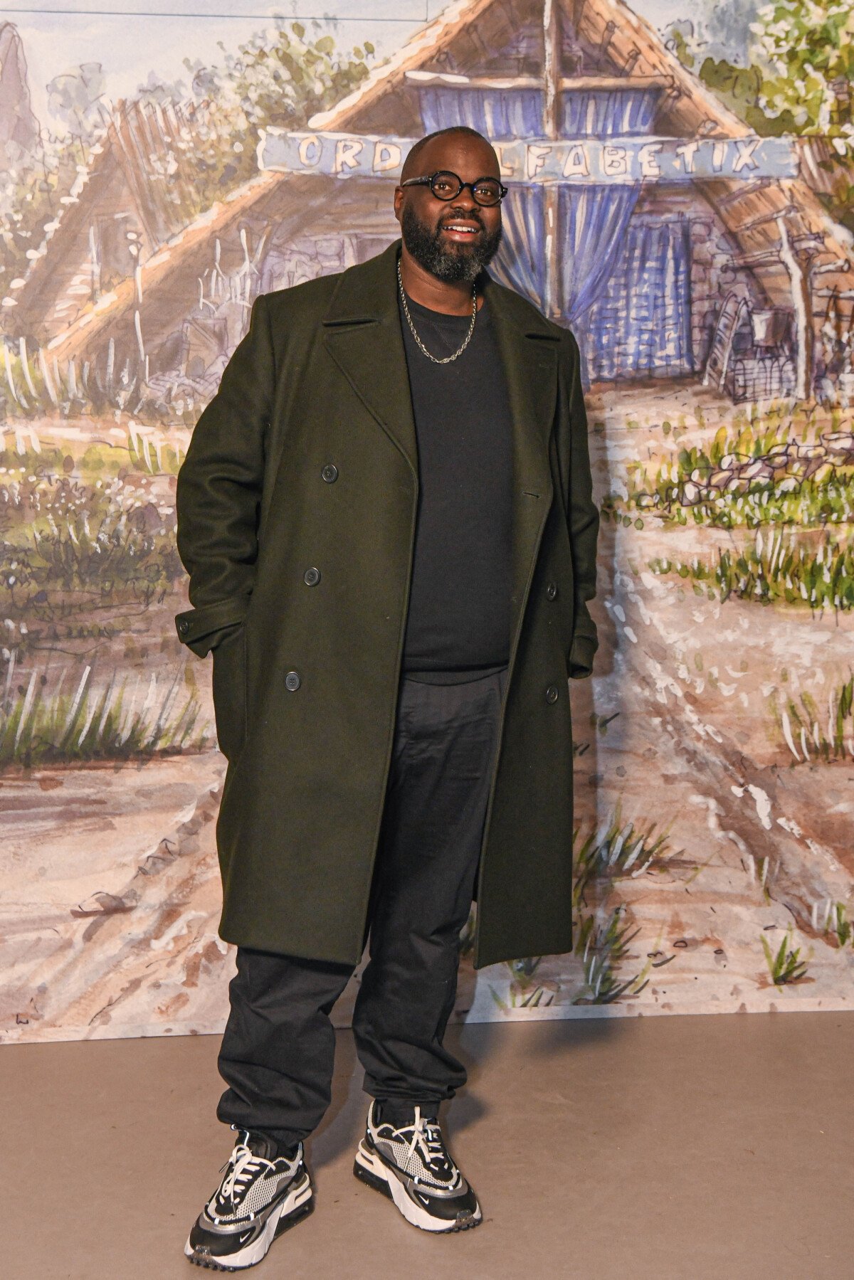 Photo Issa Doumbia à l'avantpremière du film "Asterix et Obelix L