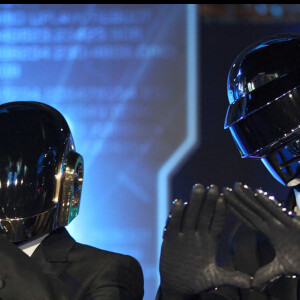 Info - Les "Daft Punk" annoncent leur séparation après 28 ans de collaboration - LE GROUPE DAFT PUNK - PREMIERE MONDIALE DU FILM "TRON" A HOLLYWOOD