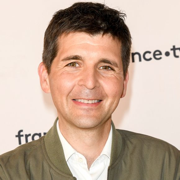 Thomas Sotto au photocall de la conférence de presse de France 2 au théâtre Marigny à Paris le 18 juin 2019 © Coadic Guirec / Bestimage