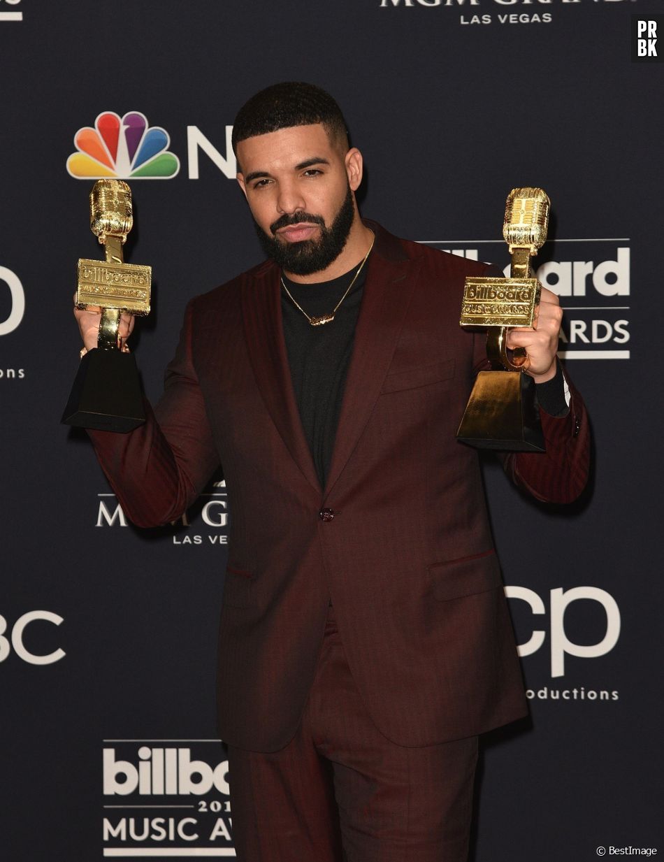 "Le sabre laser" une sextape de Drake fuite sur les réseaux sociaux