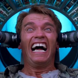 Arnold Schwarzenegger dans Total Recall.