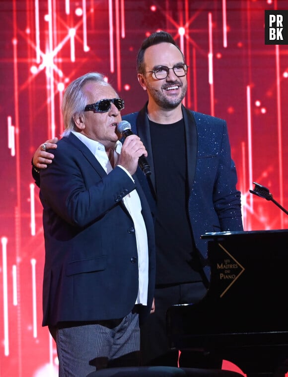 Exclusif - Gilbert Montagné, Jarry - Enregistrement de l'émission "Le Big Show", spécial Noêl, au Théâtre Marigny à Paris, présentée par Jarry, diffusée le 20 décembre à 21h10 sur France 2 © Coadic Guirec / Bestimage