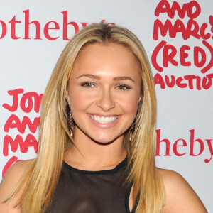 Hayden Panettiere a la soiree RED Auction Celebrating Masterworks of Design and Innovation a New York le 23/11/2013