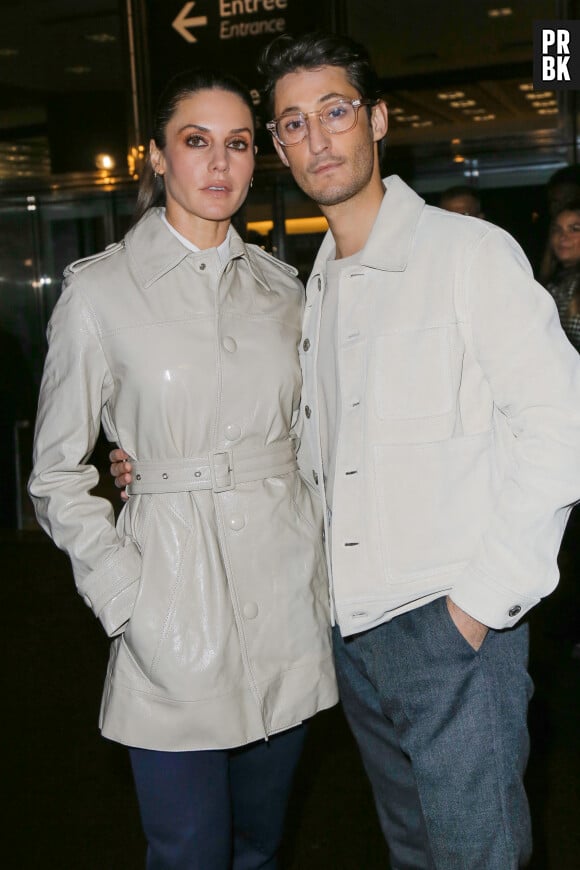 Natasha Andrews et son compagnon Pierre Niney - Arrivées au défilé de mode Hommes "AMI" prêt-à-porter automne-hiver 2023/2024 lors de la fashion week de Paris. Le 19 janvier 2023 © Veeren-Christophe Clovis / Bestimage