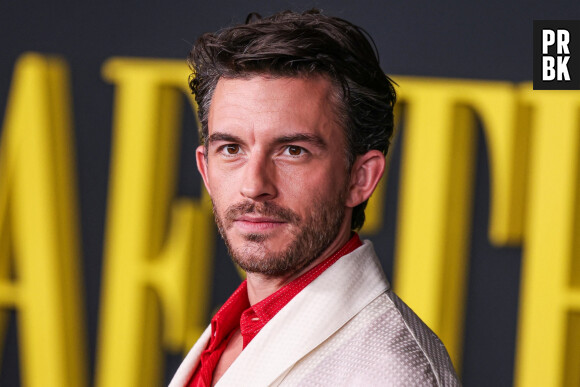 Jonathan Bailey - Première du film "Maestro" à Los Angeles.