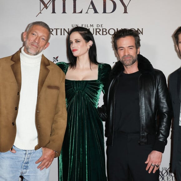 Pio Marmaï, Vincent Cassel, Eva Green, Romain Duris et François Civil - Première du film "Les Trois Mousquetaires: Milady" au Grand Rex à Paris le 10 décembre 2023. © Coadic Guirec-Dominique Jacovides /Bestimage