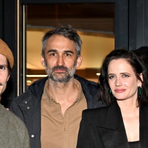 Semi-exclusif - François Civil, Martin Bourboulon, Eva Green et Romain Duris lors de la première du film "Les Trois Mousquetaires: d'Artagnan", réalisé par M.Bourboulon et produit par D.Rassam, au cinéma au Pathé gare du Sud à Nice, France, le 1er avril 2023. Cette adaptation du livre d'Alexandre Dumas, sort en salle le 5 avril 2023. © Bruno Bebert/Bestimage