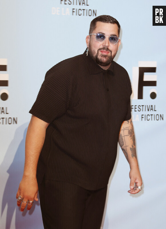 Artus (Victor-Artus Solaro) au photocall de la cérémonie de clôture de la 24ème édition du Festival de la Fiction TV de La Rochelle, France, le 17 septembre 2022. © Patrick Bernard/Bestimage