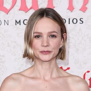 Carey Mulligan - Les célébrités assistent à la première à Los Angeles de 'Saltburn' d'Amazon MGM Studios qui s'est tenue au Theatre at Ace Hotel à Los Angeles.


