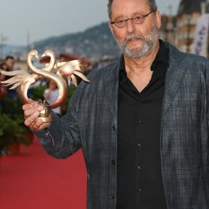 Jean Reno sur le tapis rouge du prix du court métrage lors du 37ème festival du film de Cabourg (37ème journées romantiques du 14 au 18 juin 2023), à Cabourg. © Coadic Guirec/Bestimage