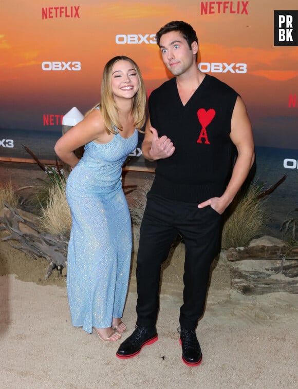 Madelyn Cline, Austin North - Première de la saison 3 de la série Netflix "OBX 3 Outer Banks" à Westwood.