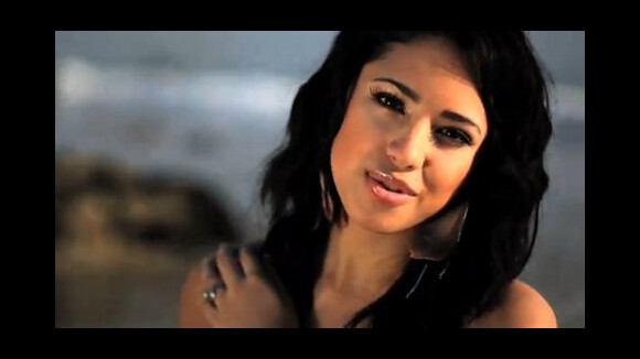 Jasmine Villegas ... Le clip de Natural, sa chanson d'amour (VIDEO)