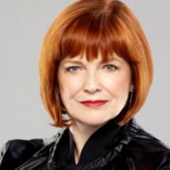 Fringe saison 4 ... Blair Brown réalisera un épisode