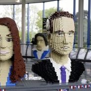 PHOTOS ... Kate et William ... en Lego : la folie continue