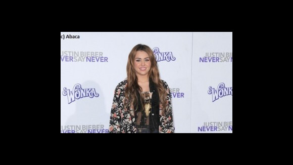 Miley Cyrus ... Sa reprise énorme de I Love Rock'n'Roll, en live (VIDEO)