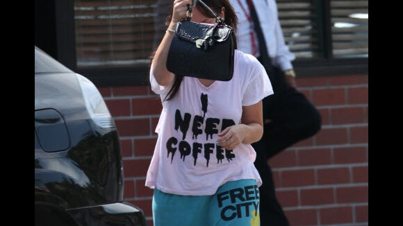 Jennifer Love Hewitt : Elle a honte de ses kilos en trop (PHOTOS)