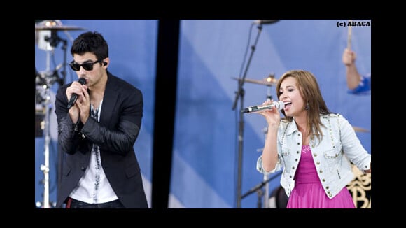 Joe Jonas et Demi Lovato : ensemble ... pas en couple ... sur scène