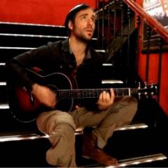 Charlie Winston : Hello Alone en acoustique pour Purecharts Live (VIDEO)