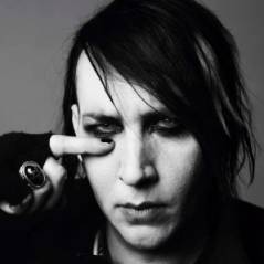 Manson dans le magazine "V"