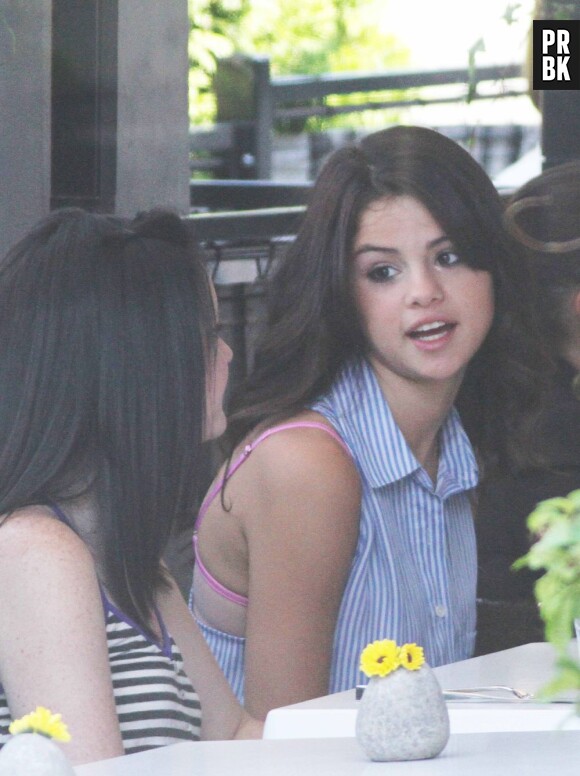 Selena Gomez, avec ses amies
