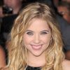 Ashley Benson tout sourire