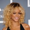 Rihanna va-t-elle trop loin dans la provoc ?