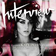 Katy Perry : méconnaissable mais toujours aussi sublime pour Interview (PHOTO)