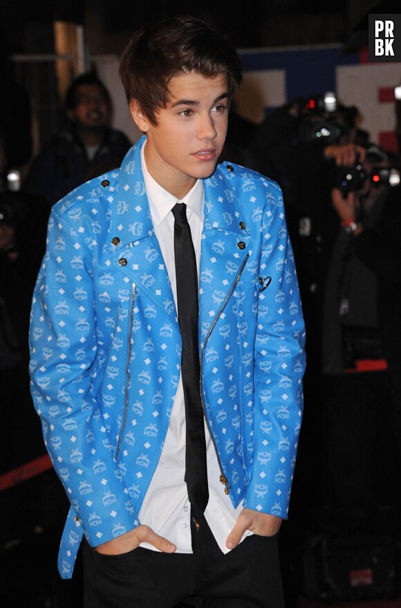 Justin Bieber, trop mignon dans sa veste flashy