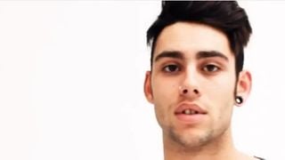 Simon de Secret Story : retour au mannequinat ! (VIDEO)