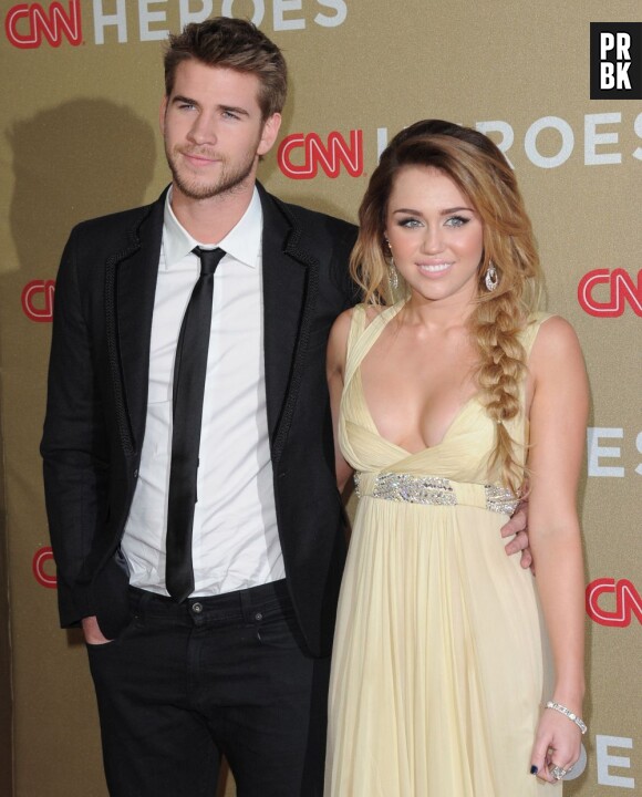 Miley Cyrus et son chéri Liam Hemsworth, un bonheur de façade ?