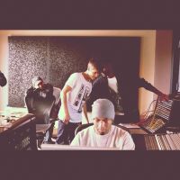 Justin Bieber : retour en studios avec Kanye West et Usher (PHOTOS)