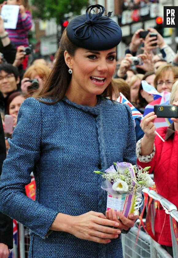 Kate Middleton ressort son manteau Missoni le 13 juin 2012