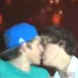 Harry Styles et Niall Horan, un kiss sur scène ?