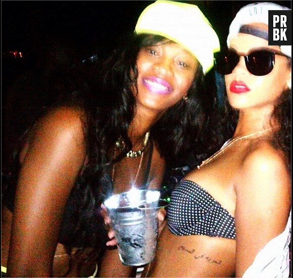 Rihanna en mode party-girl