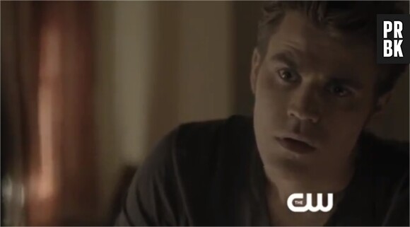 Stefan donne des explications à Elena dans l'épisode 1 de la saison 4 de Vampire Diaries
