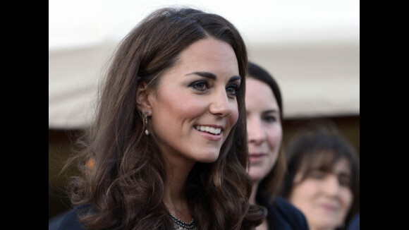 Closer Kate Middleton : Les photos de ses seins nus ne valent "que" 2 000 euros, le mag' s'en sort bien...