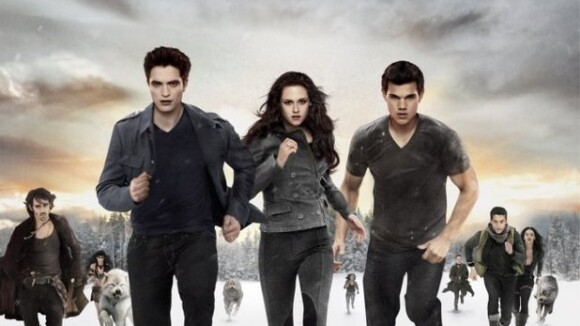 Twilight 4 partie 2 : l'affiche enfin révélée - Edward, Bella et Jacob prêts pour la bataille ! (PHOTO)