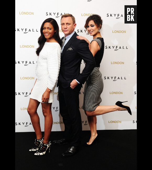 Daniel Craig et ses James Bond Girls lors d'un photoshoot pour Skyfall
